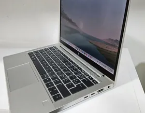New Laptop HP EliteBook 830 G8 16GB AMD Ryzen 5 SSD 512GB