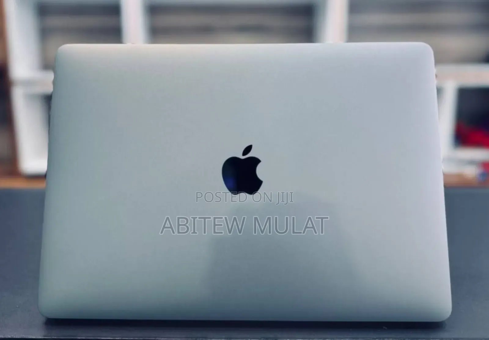 New Laptop Apple MacBook Pro 2017 8GB Intel Core I5 SSD 256GB