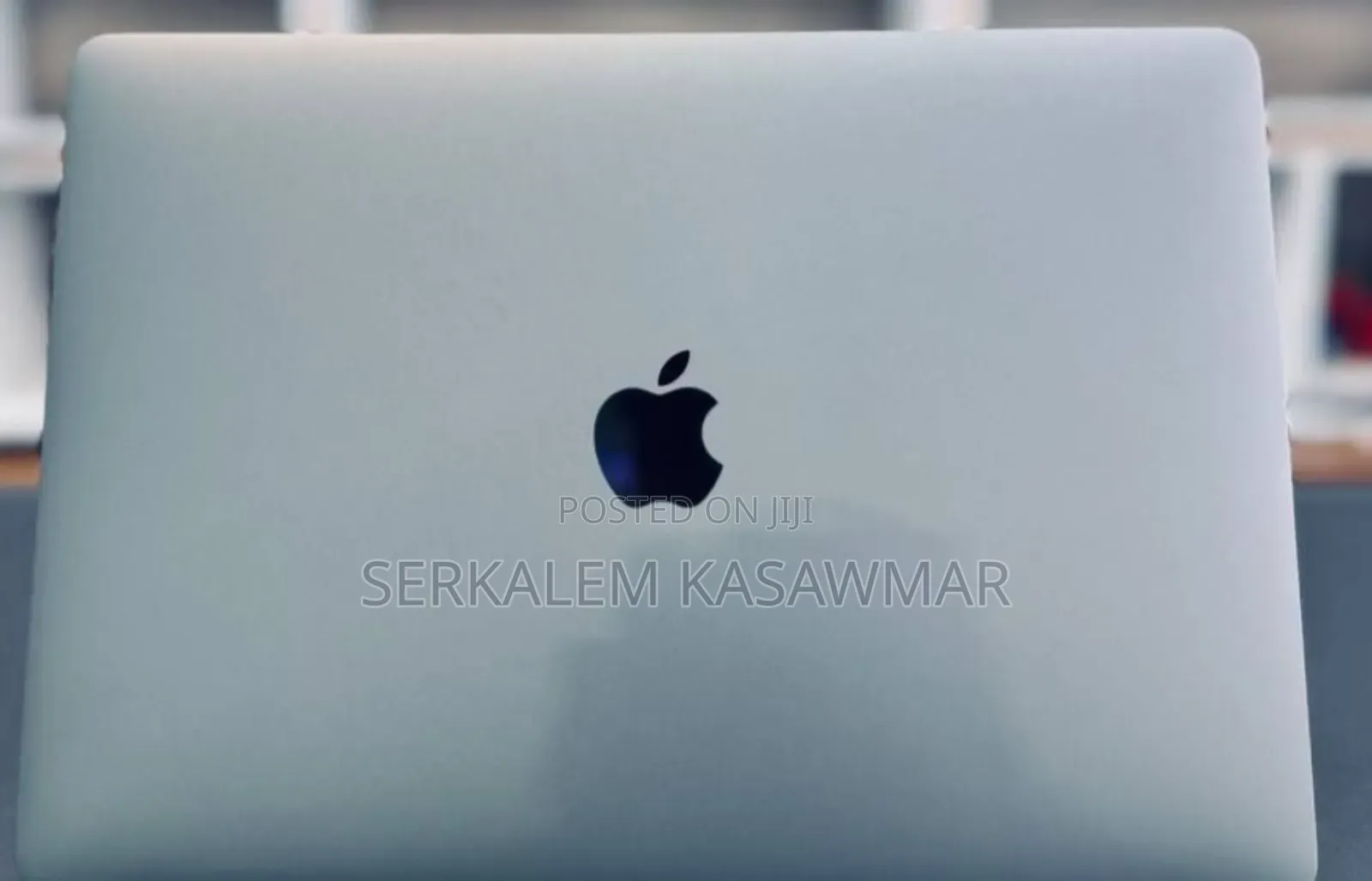 New Laptop Apple MacBook Pro 2017 8GB SSD 256GB