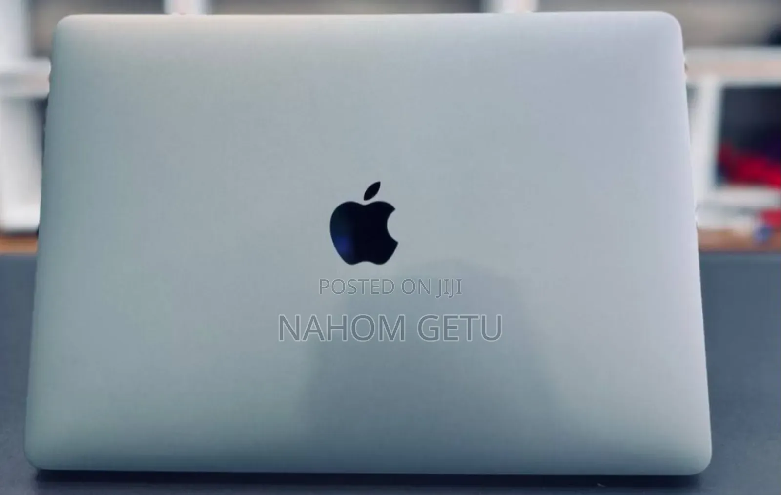 New Laptop Apple MacBook Pro 2017 8GB Intel Core I7 SSD 256GB
