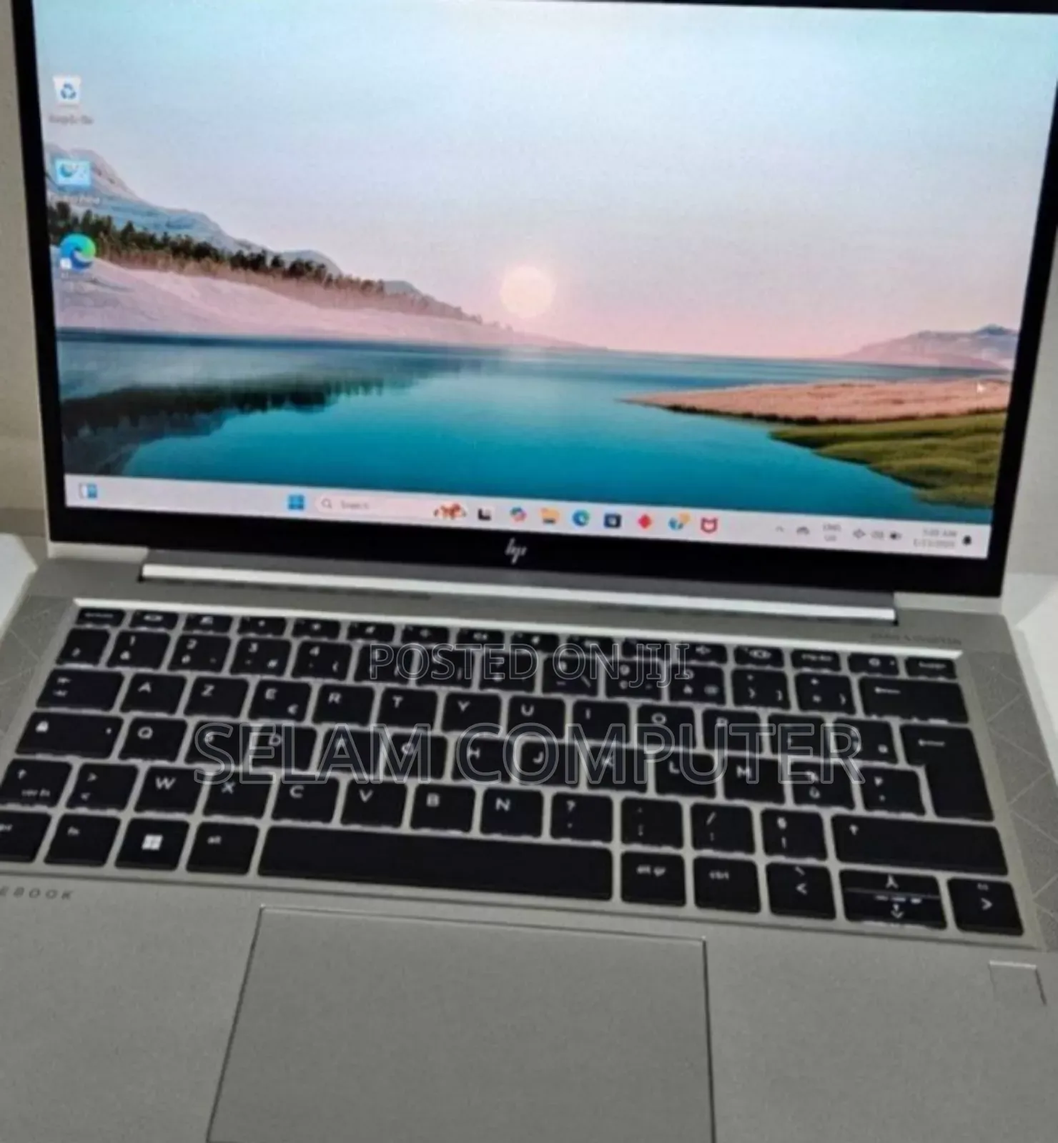 New Laptop HP EliteBook 830 G8 16GB AMD Ryzen 5 SSD 512GB