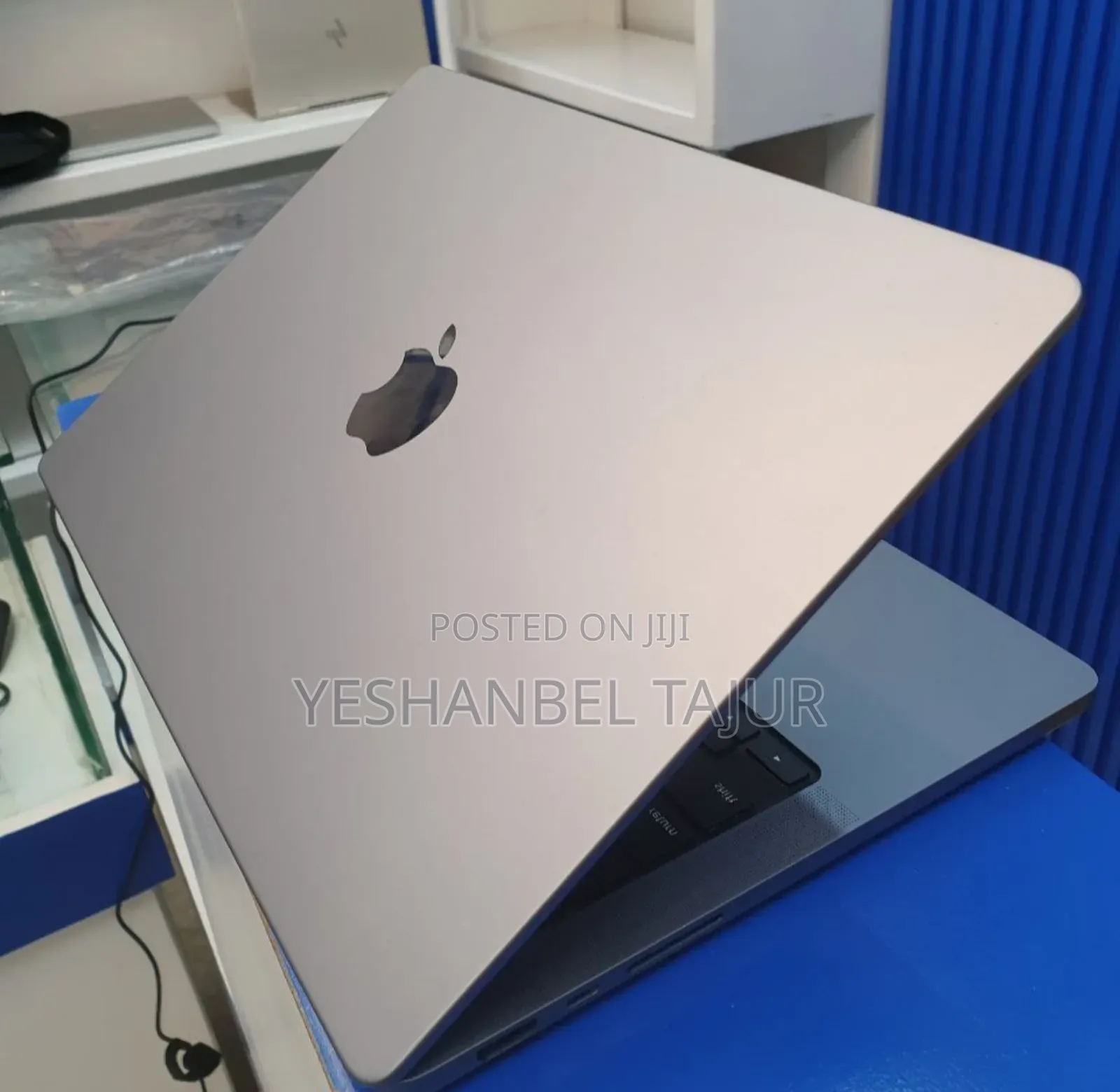 New Laptop Apple MacBook Pro M1 16GB Apple M1 SSD 1T