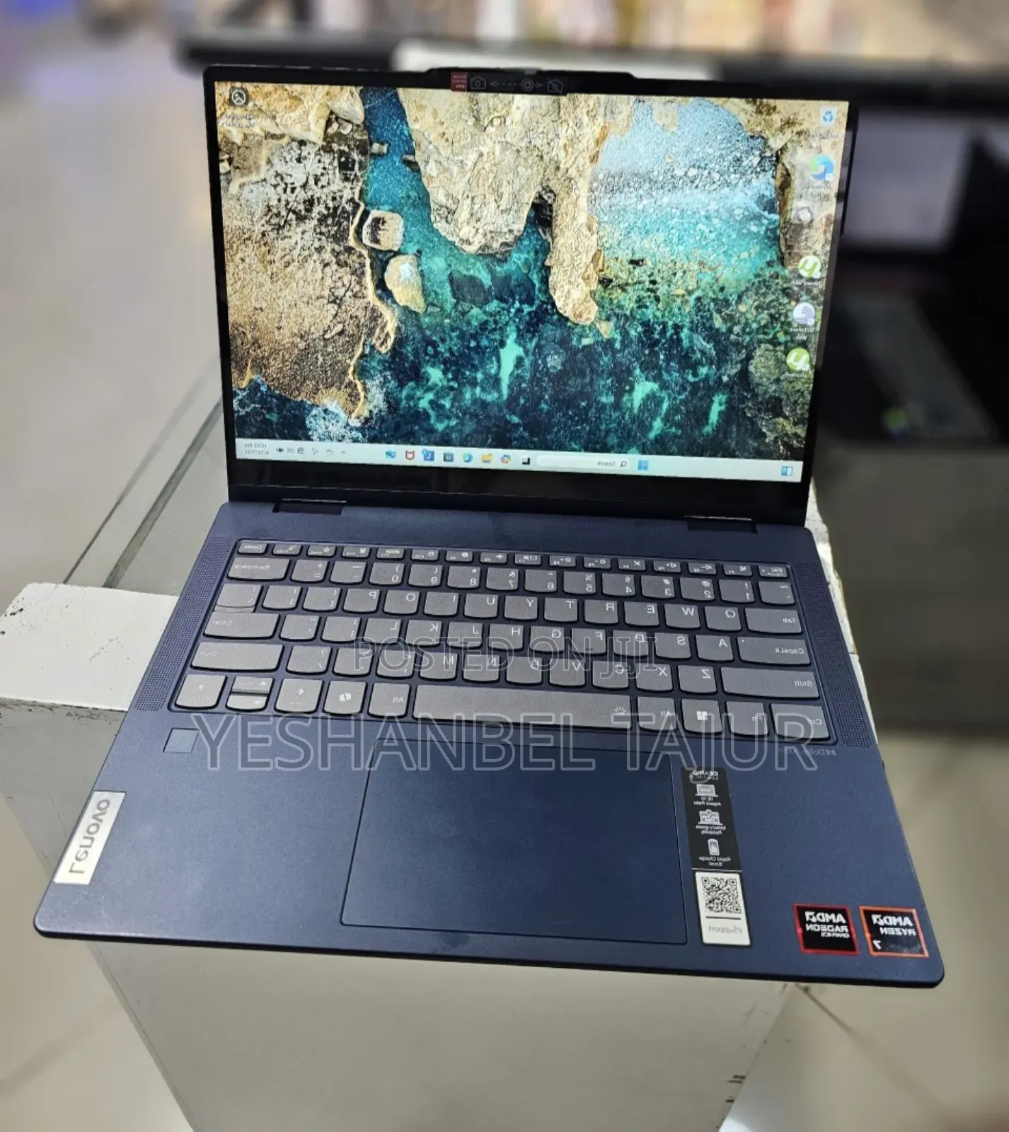 New Laptop Lenovo 16GB AMD Ryzen 7 SSD 1T