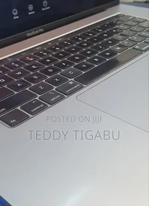 New Laptop Apple MacBook Pro 2021 M1 16GB Apple M1 SSD 1T