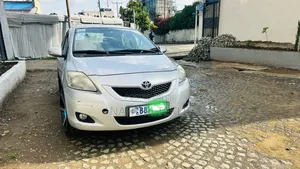 Toyota Yaris 2010 Silver