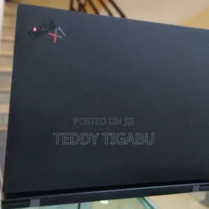 New Laptop Lenovo ThinkPad X1 Yoga Gen 8 16GB Intel Core I7 SSD 512GB