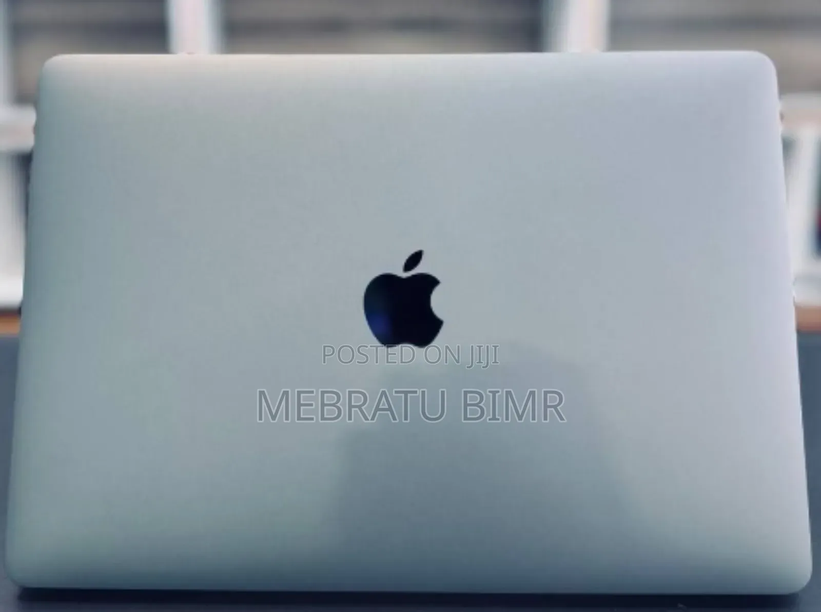 New Laptop Apple MacBook Pro 2017 8GB Intel Core I5 SSD 256GB