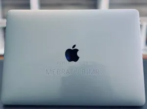 New Laptop Apple MacBook Pro 2017 8GB Intel Core I5 SSD 256GB