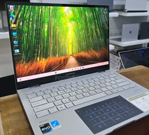 New Laptop Asus ZenBook Flip 14 UX461UA 16GB Intel Core I7 SSD 1T