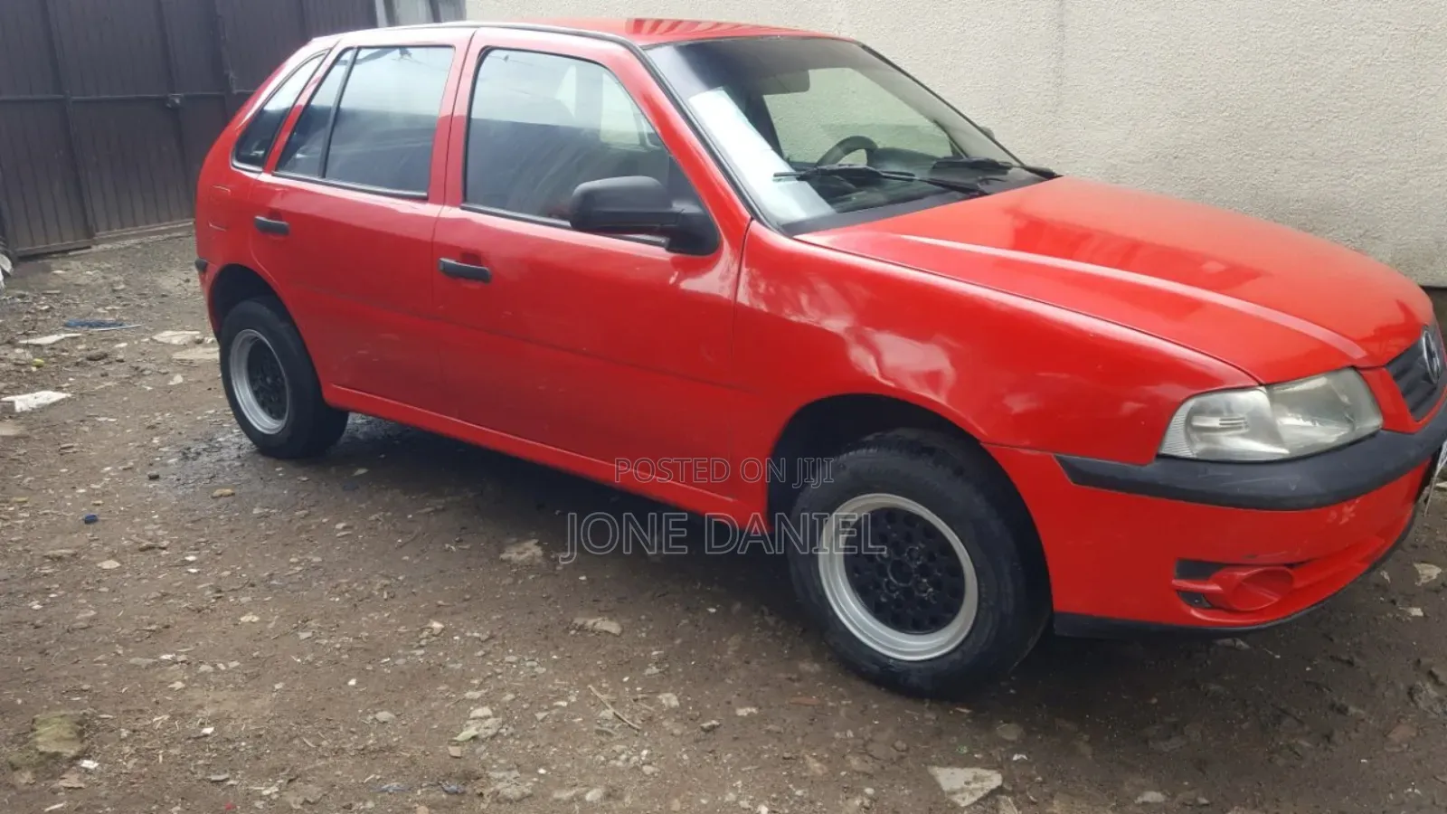 Volkswagen Golf 2005 Red