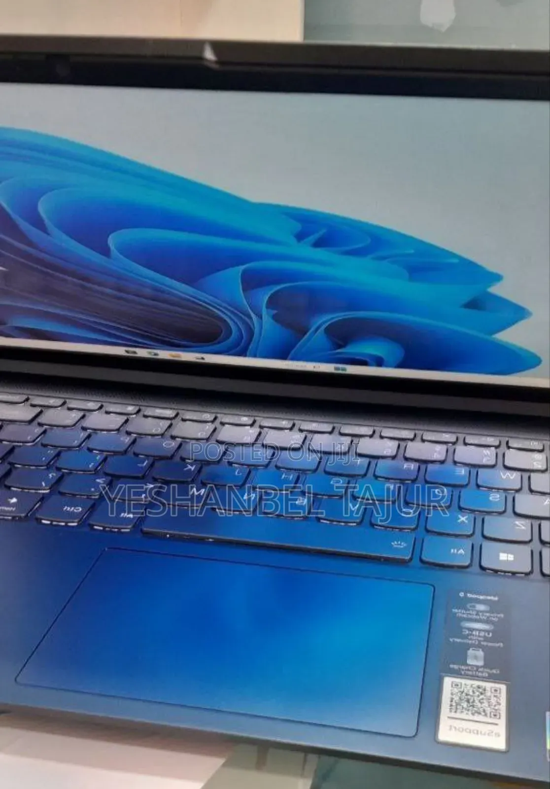 New Laptop Lenovo 12GB Intel Core i7 SSD 512GB