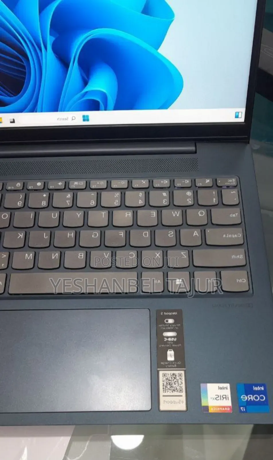 New Laptop Lenovo 12GB Intel Core i7 SSD 512GB