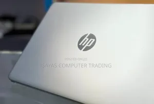 New Laptop Apple MacBook Pro 2017 8GB SSD 256GB