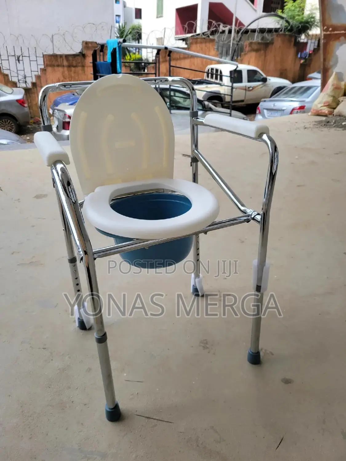 Seat and Arm Rests.This Commode Chairق去pot//Toilet Chairاا辛
