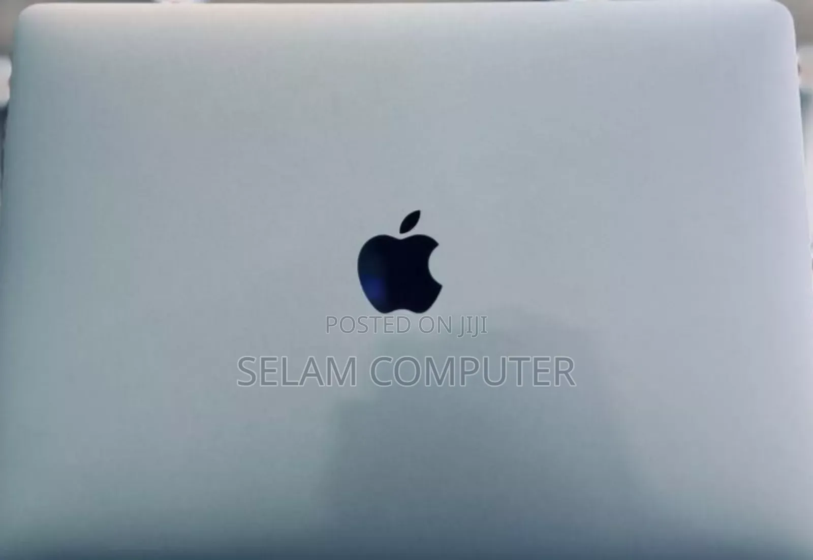 New Laptop Apple MacBook Pro 2017 8GB Intel Core I5 SSD 256GB