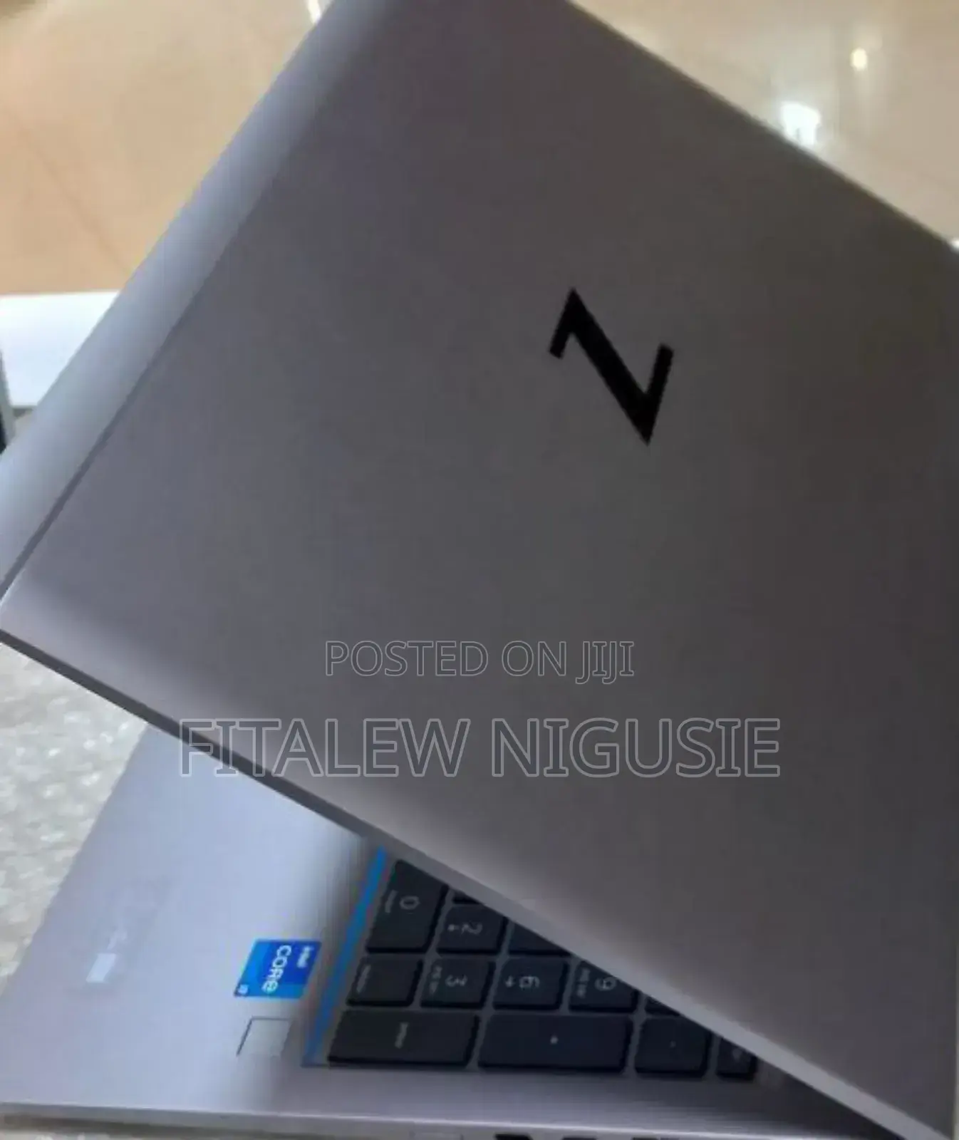 New Laptop HP ZBook Firefly G8 16GB Intel Core I7 SSD 512GB