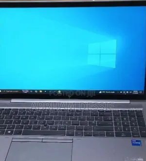 New Laptop HP 16GB Intel Core I7 SSD 512GB