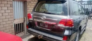 Toyota Land Cruiser 2013 Matt Black