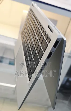 Photo - New Laptop HP 16GB Intel Core I7 SSD 512GB