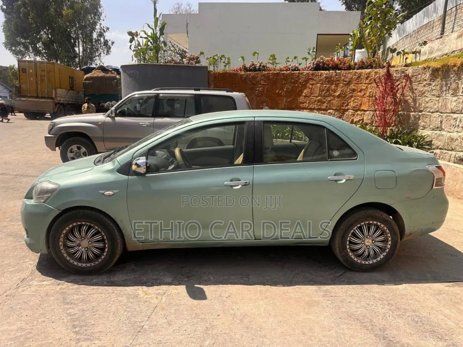 Toyota Yaris 2010 Green