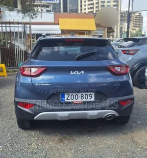 Kia Stonic 2022 Blue