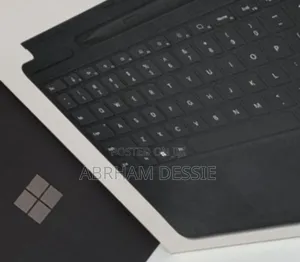 New Laptop Microsoft Surface Pro 10 16GB SSD 512GB