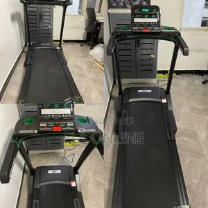 Photo - ይምጡና ይመልከቱ Reebok Fitness Running Machines (የመሮጫ ማሽን)