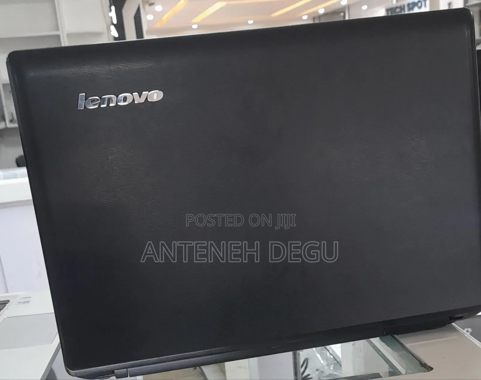Laptop Lenovo 4GB Intel Core I3 HDD+SSD 500GB