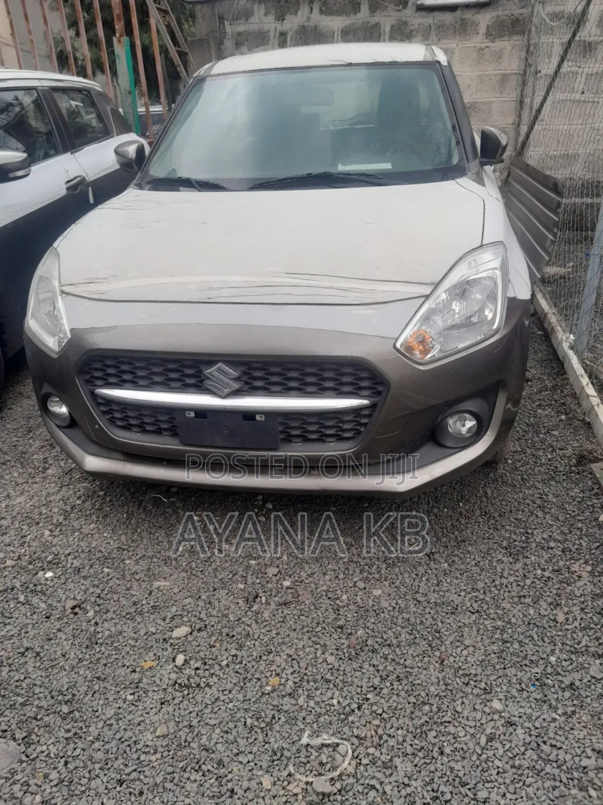 New Suzuki Swift 2022 Gray