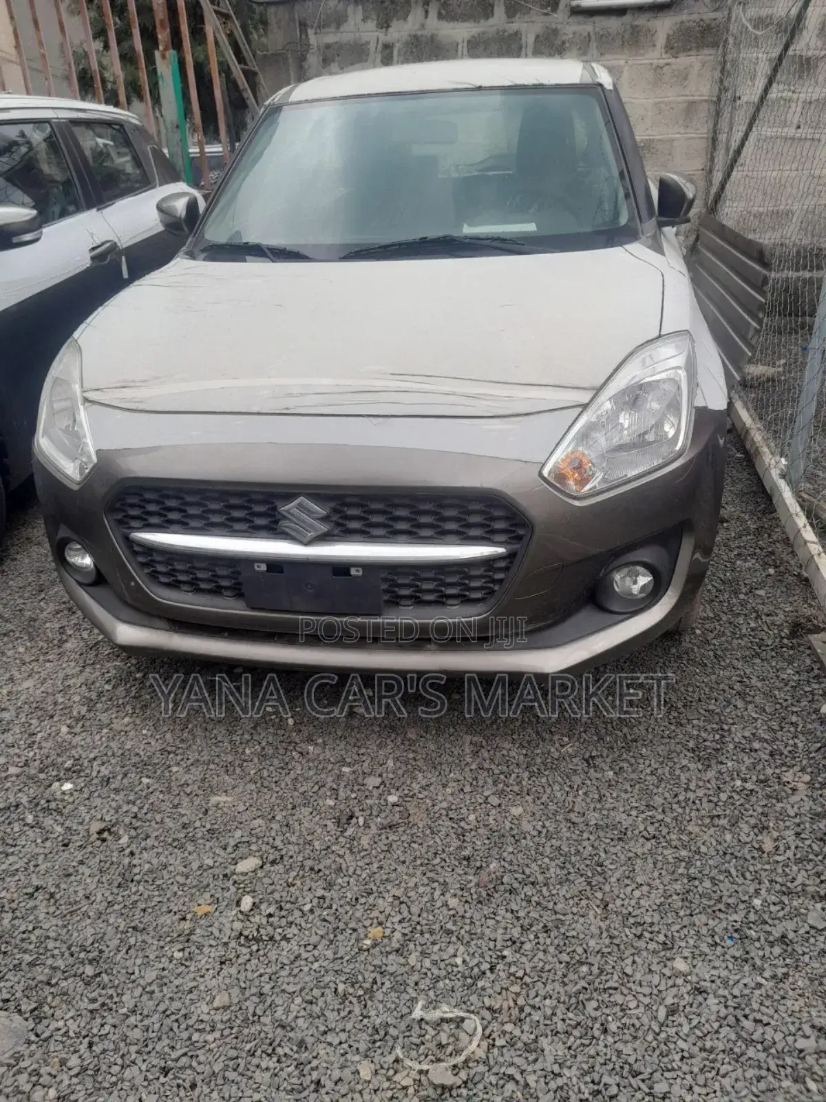 New Suzuki Swift 2022 Gray