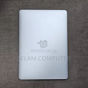 New Laptop Apple MacBook Pro 2019 16GB Intel Core I7 SSD 512GB