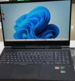 New Laptop HP Victus 16 16GB AMD Ryzen 7 SSD 1T