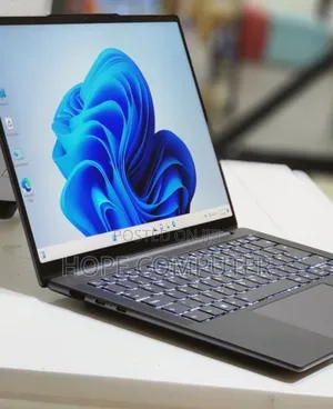 Photo - New Laptop Lenovo ThinkPad Yoga 32GB Intel Core I7 SSD 1T