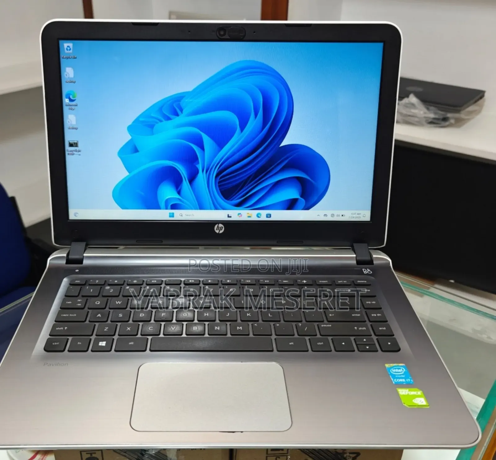 New Laptop HP Pavilion 15 8GB Intel Core I7 SSD 256GB