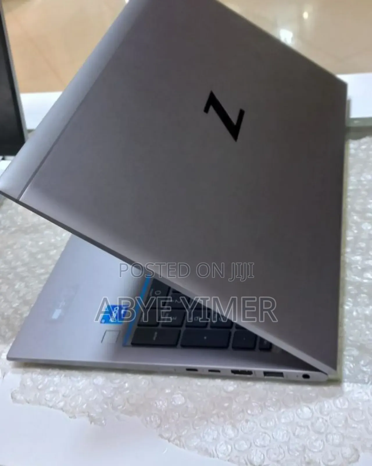 New Laptop HP ZBook Studio 16GB Intel Core I7 SSD 512GB