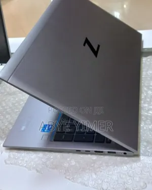 New Laptop HP ZBook Studio 16GB Intel Core I7 SSD 512GB