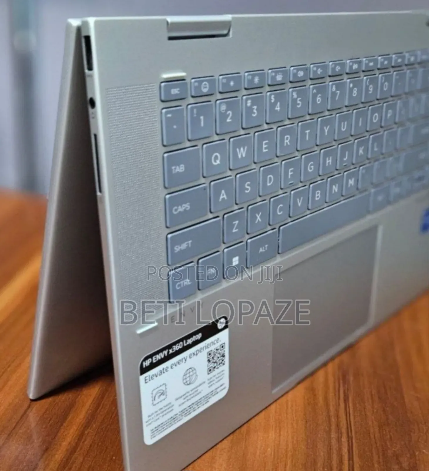 New Laptop HP Envy X360 8GB Intel Core I5 SSD 512GB