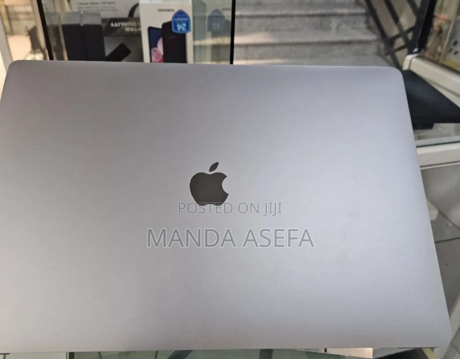 New Laptop Apple MacBook Pro 2019 16GB Intel Core I7 SSD 512GB
