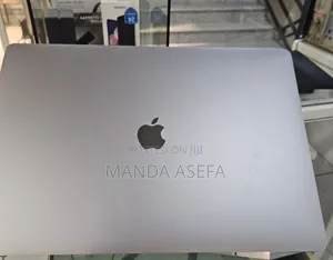 New Laptop Apple MacBook Pro 2019 16GB Intel Core I7 SSD 512GB