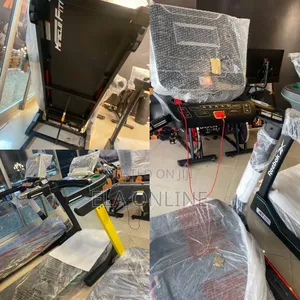 Photo - This Reebok J300 Treadmill Bole መሮጫ ማሽን