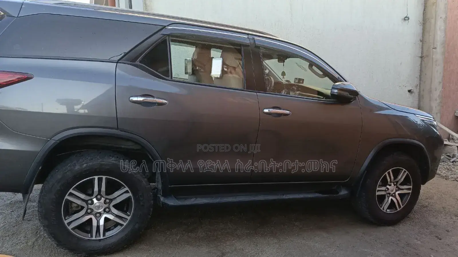 Toyota Fortuner 2022 Beige