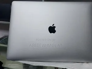Photo - New Laptop Apple MacBook Pro 2019 16GB Intel Core I7 SSD 512GB