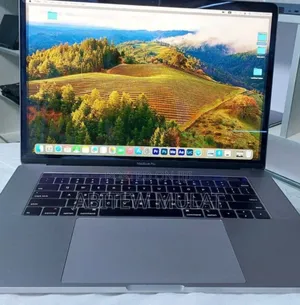 New Laptop Apple MacBook Pro 2019 16GB Intel Core I7 SSD 512GB