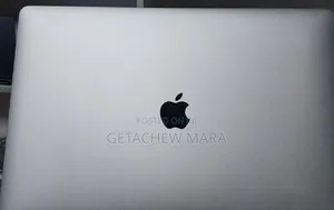 New Laptop Apple MacBook Pro 2019 16GB Intel Core I7 SSD 512GB