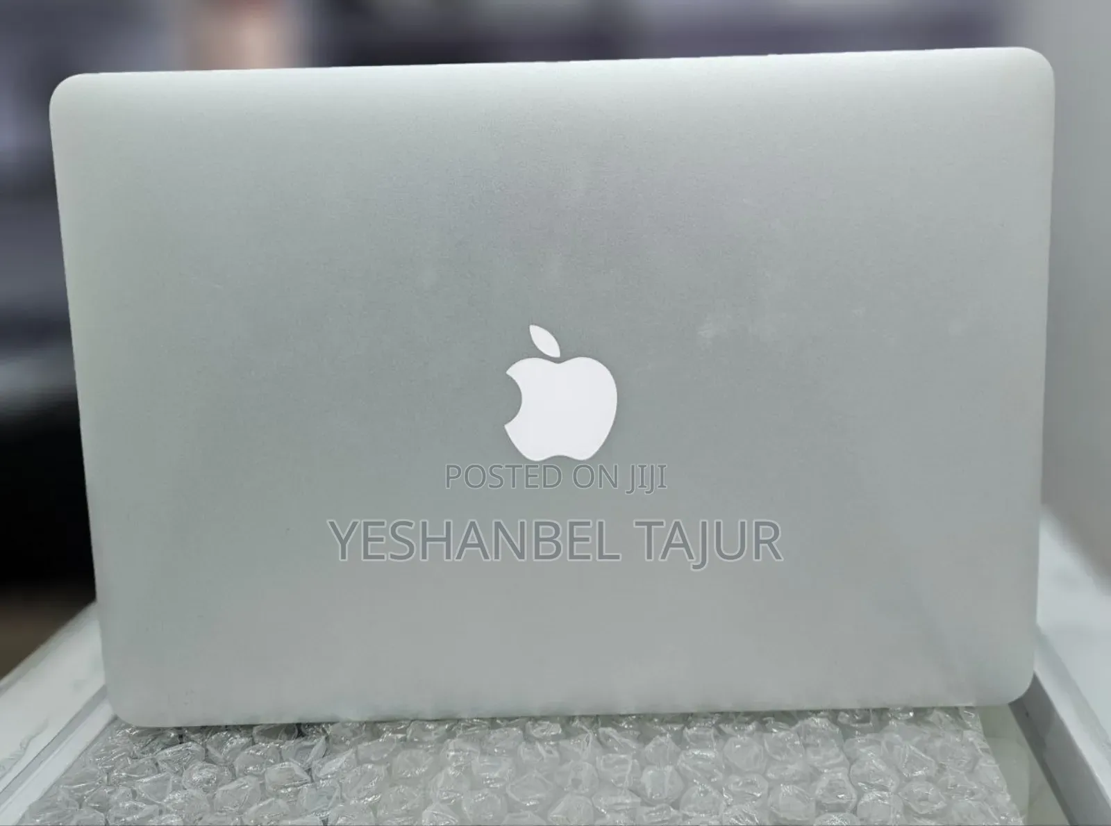 New Laptop Apple MacBook Air 2017 8GB Intel Core I7 SSD 256GB