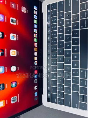 New Laptop Apple MacBook Pro 2017 8GB Apple M1 Pro SSD 256GB