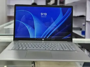 New Laptop HP 16GB AMD Ryzen 5 SSD 512GB