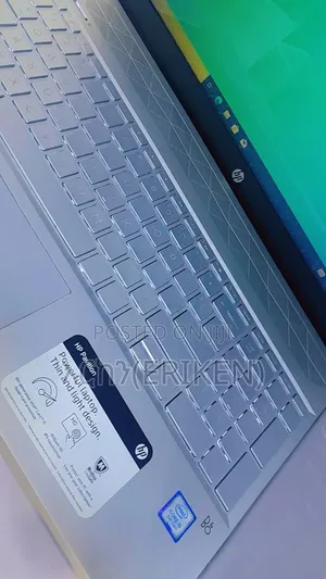 New Laptop HP Pavilion 15 8GB Intel Core I5 HDD+SSD 256GB