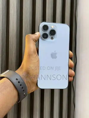 Photo - New Apple iPhone 13 Pro 256 GB Blue