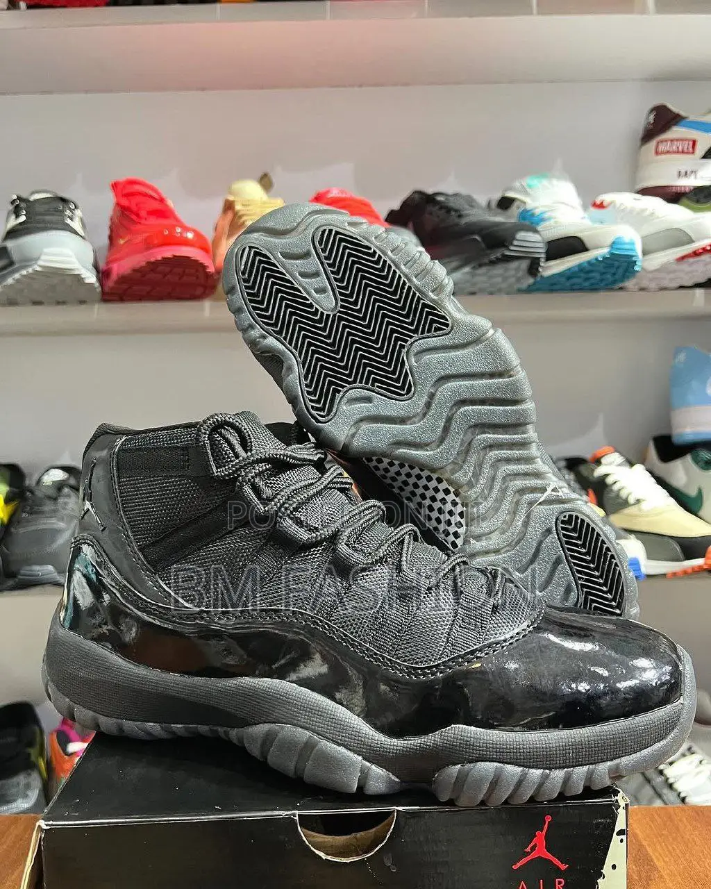 Nike Air Jordan 11 Retro Cap and Gown